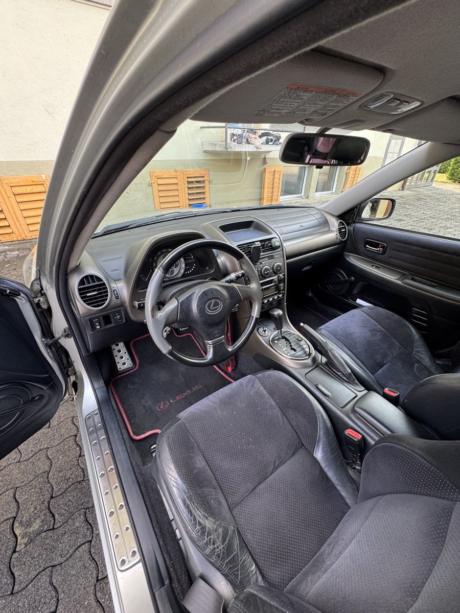 Lexus Autos: Lexus IS200 – Gebraucht aus Luzern von Dennis.Lu 2