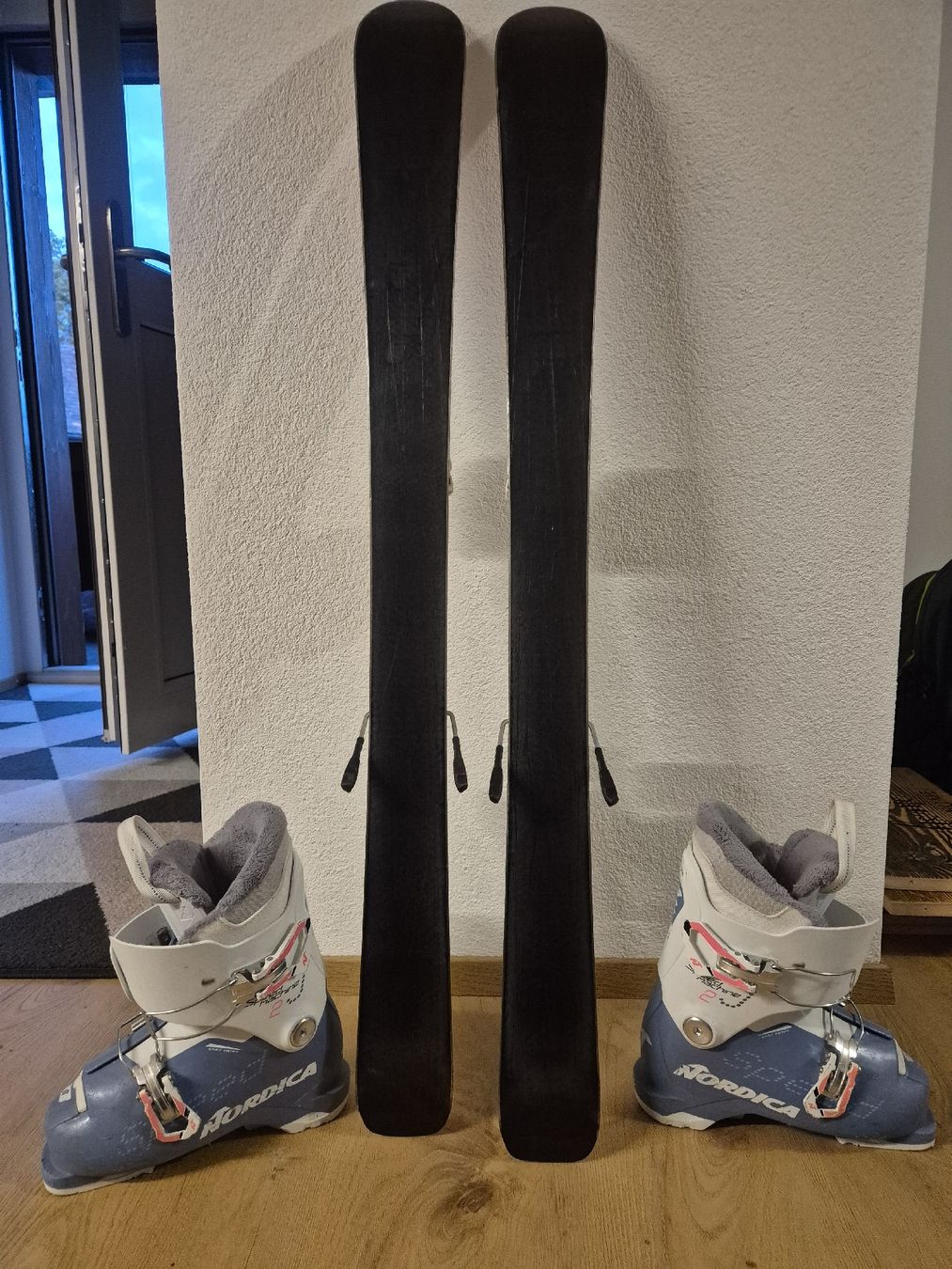 Sci: Ski mit Skischuhe – Usato da Thierachern venduto da nat3634 2