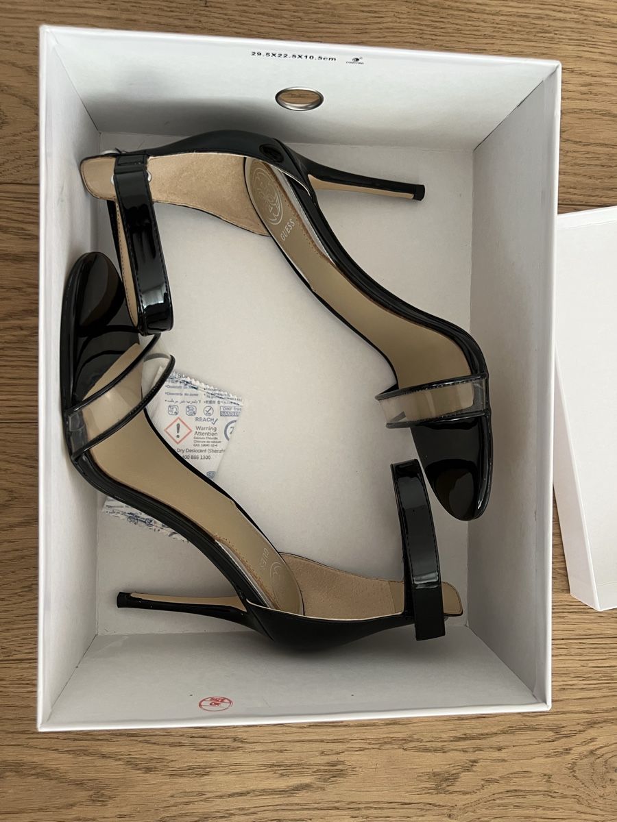 Guess Damenschuhe: Guess High Heels Gr. 38 Schwarz Lack Leder – Gebraucht aus Düdingen von Joeymoey 8