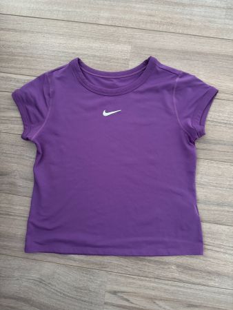NIKE Mädchen Sportshirt Gr. 146-156 violett