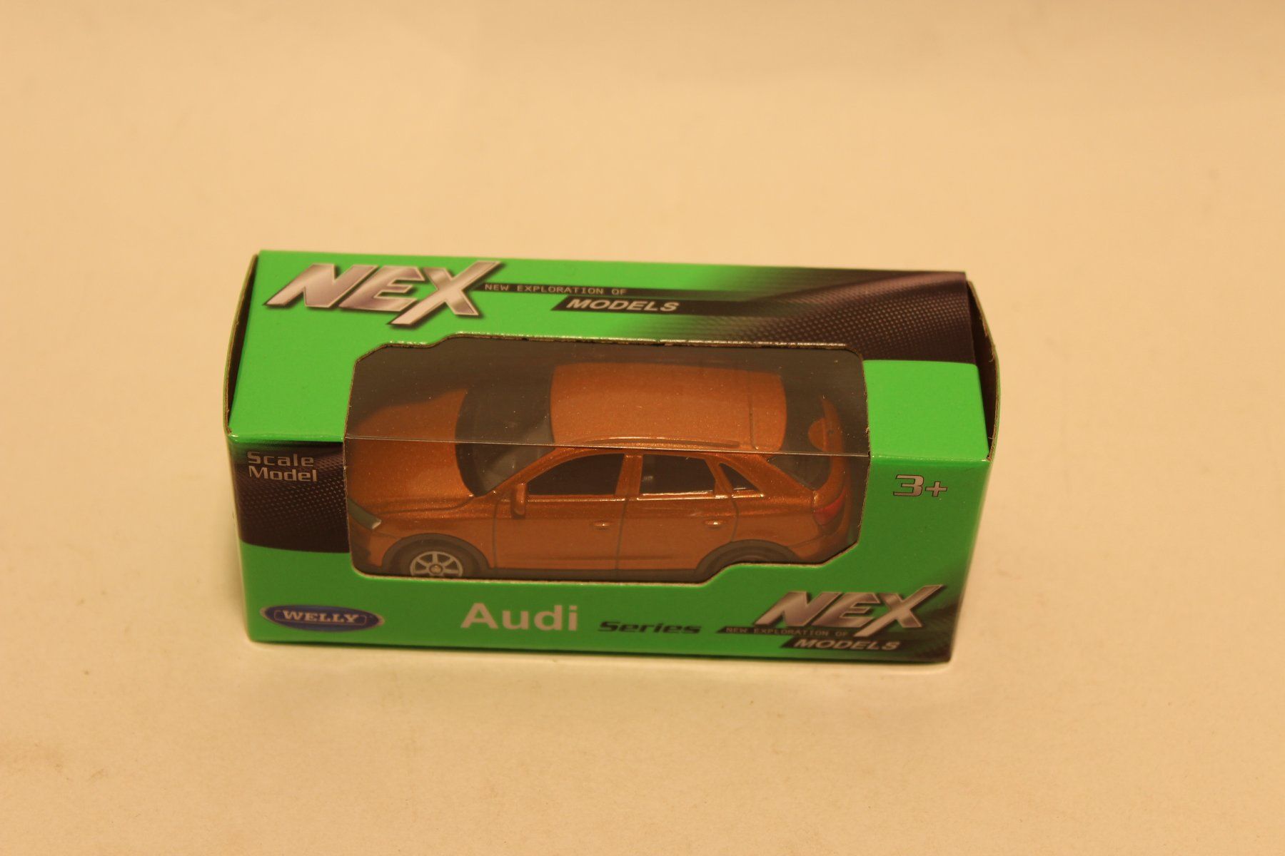 Audi Voitures modèles: Spielzeugauto - Audi Q3, braun-orange – Neuf avec emballage d'origine à Fehraltorf par haefens 1