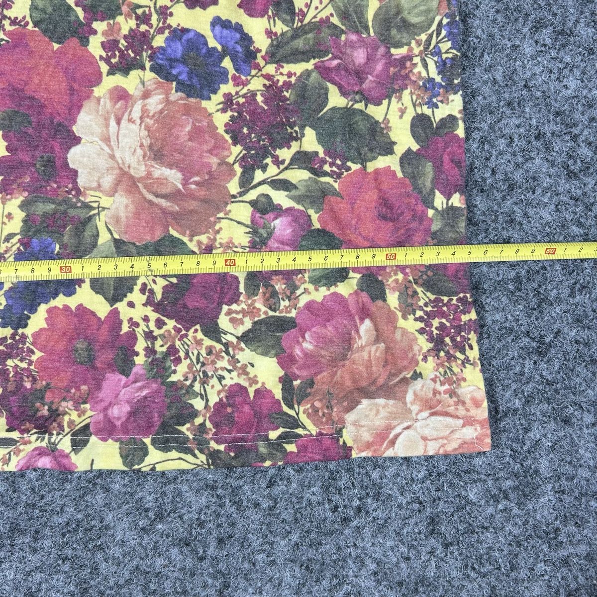 Magliette Polo: Floral polo vintage  – Usato da La Sagne NE venduto da Matlasape 3