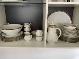 Porzellanservice Weiss mit Goldrand