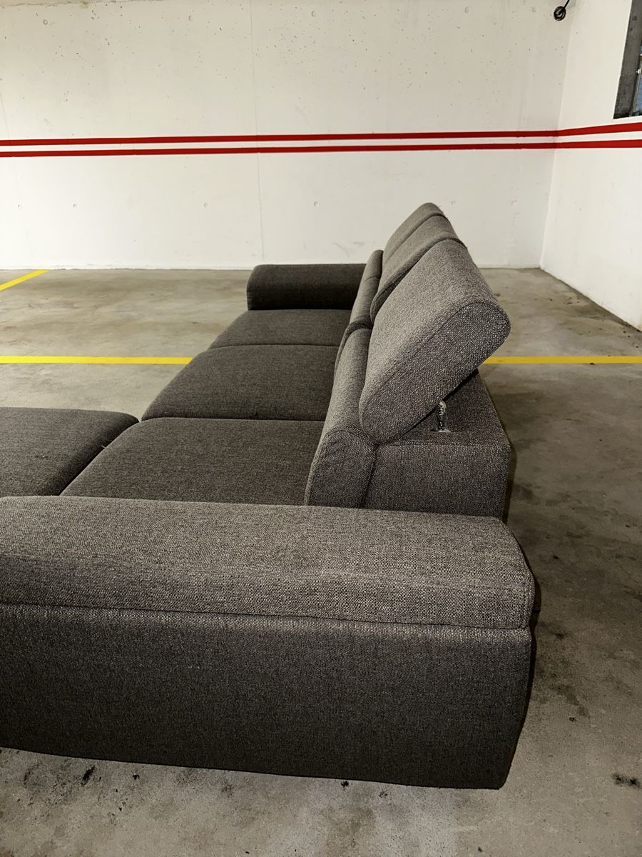 Conforama Divani: Ecksofa grau, Stoffbezug, moderne Optik, super bequem – Usato da Pfäffikon ZH venduto da sim_lhk9 2