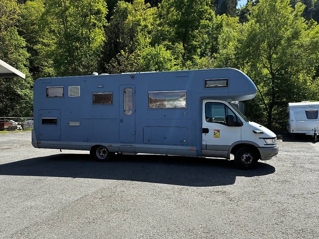 Veicoli da campeggio: Wohnmobil "the big Blue" – Usato da Berneck venduto da maxi95