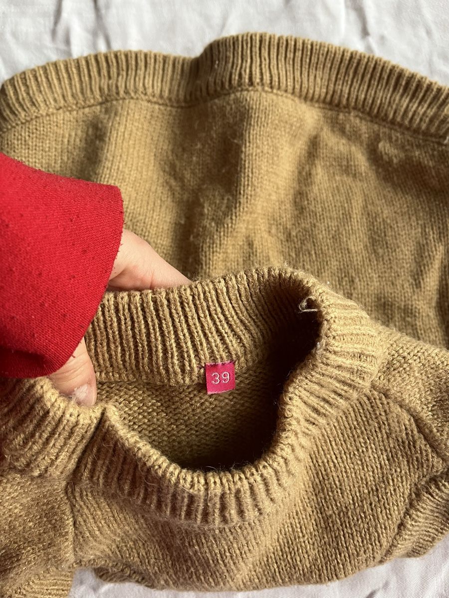 Abbigliamento: Hunde Pullover Grösse 39 – Usato da Volketswil venduto da Jojoooooo 2