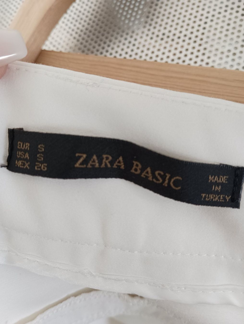 Zara Röcke: Jupe weiss Gr. S Zara Basic – Gebraucht aus Schöfflisdorf von kin_2dp9 2