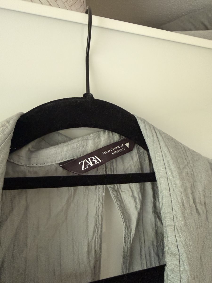 Zara Chemisiers: Bluse Zara Gr. M – D'occasion à Wil SG par xrnvani 1