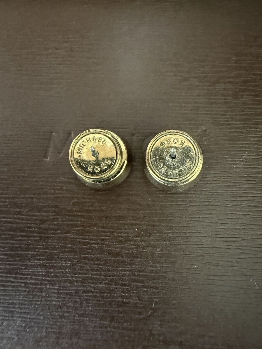 Michael Kors Ohrringe & -stecker: Michael Kors Ohrstecker goldfarben – Gebraucht aus Zürich von Bianca111_ 2