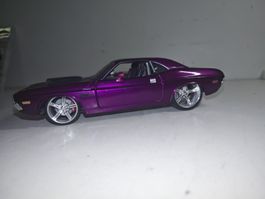 Dodge Challenger Modellauto 1970 RT 1:24 von Maisto.(nov638)