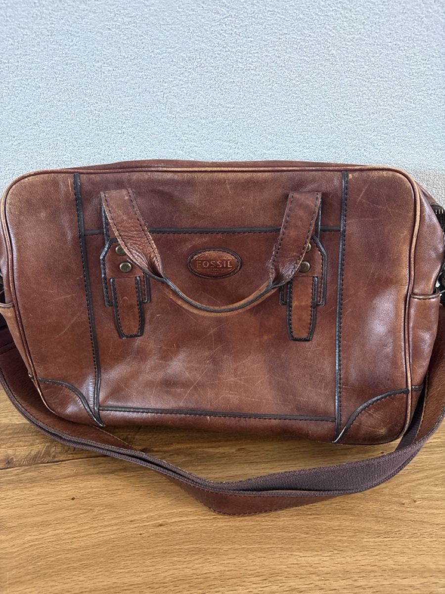 Fossil Koffer & Taschen: Fossil Echtledertasche – Gebraucht aus Muttenz von dom_7tvx