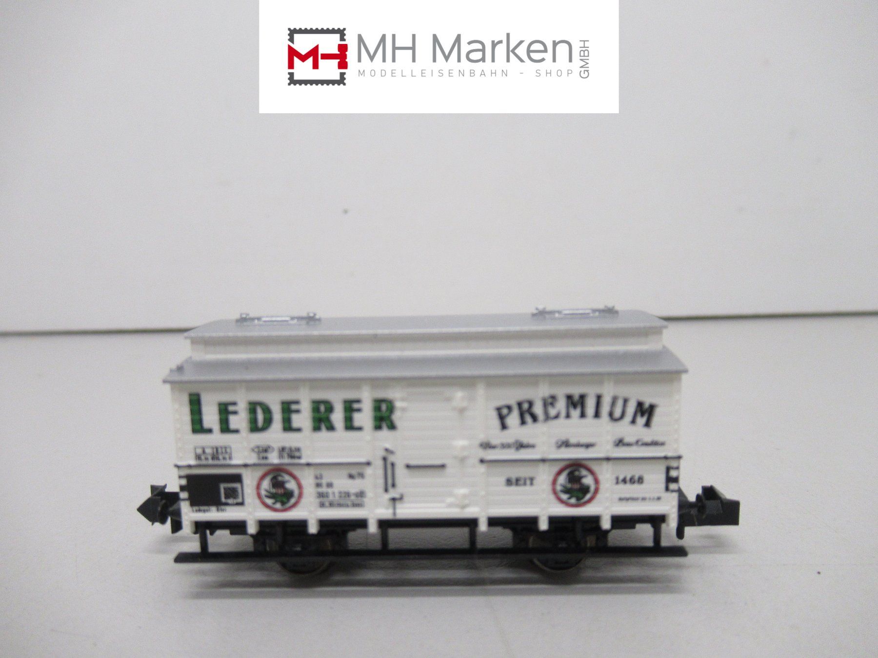Trix Modelleisenbahnen: Minitrix 13604 gedeckter Güterwagen Lederer Deutsch Spur N – Gebraucht aus Basel von mhmarken
