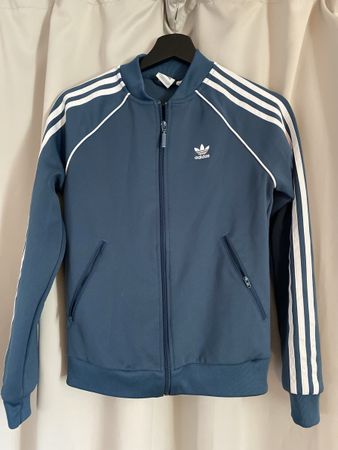 Adidas Trainingsjacke blau mit weissen Streifen Grösse xs