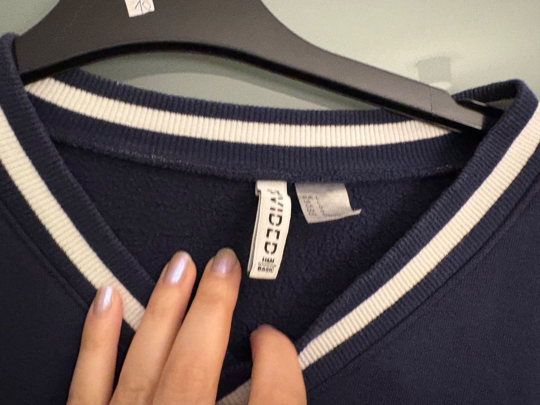H&M Maglioni & Felpe: Sweatshirt size L – Usato da Muzzano venduto da Sidney_3 1