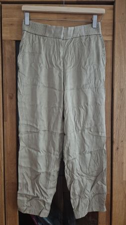 Leichte Sommer Hose Gr. 36 / S, beige, Massimo Dutti