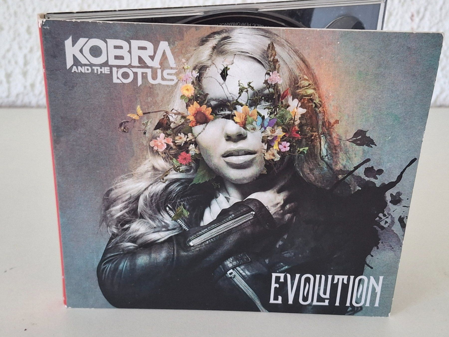 CD: CD Kobra and the Lotus  -  Evolution Heavy-Metal – Usato da Aarberg venduto da Jackup1