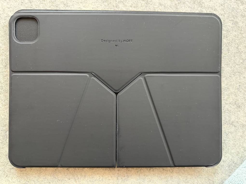 Covers & Borse: MOFT Float Folio Case (Jet Black) iPad Air 11" – Usato da Zürich venduto da kaiesel