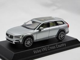 Volvo V90 Cross Country Phase I 2017-2020 Bright silber met.