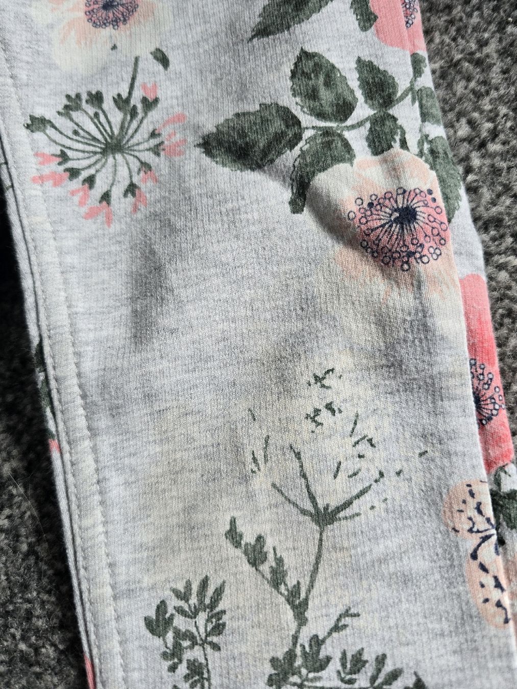 Strumpfhosen & Leggings: Mädchen Leggings Blumenmuster gr.110 – Gebraucht aus Unterentfelden von Panda-87 1