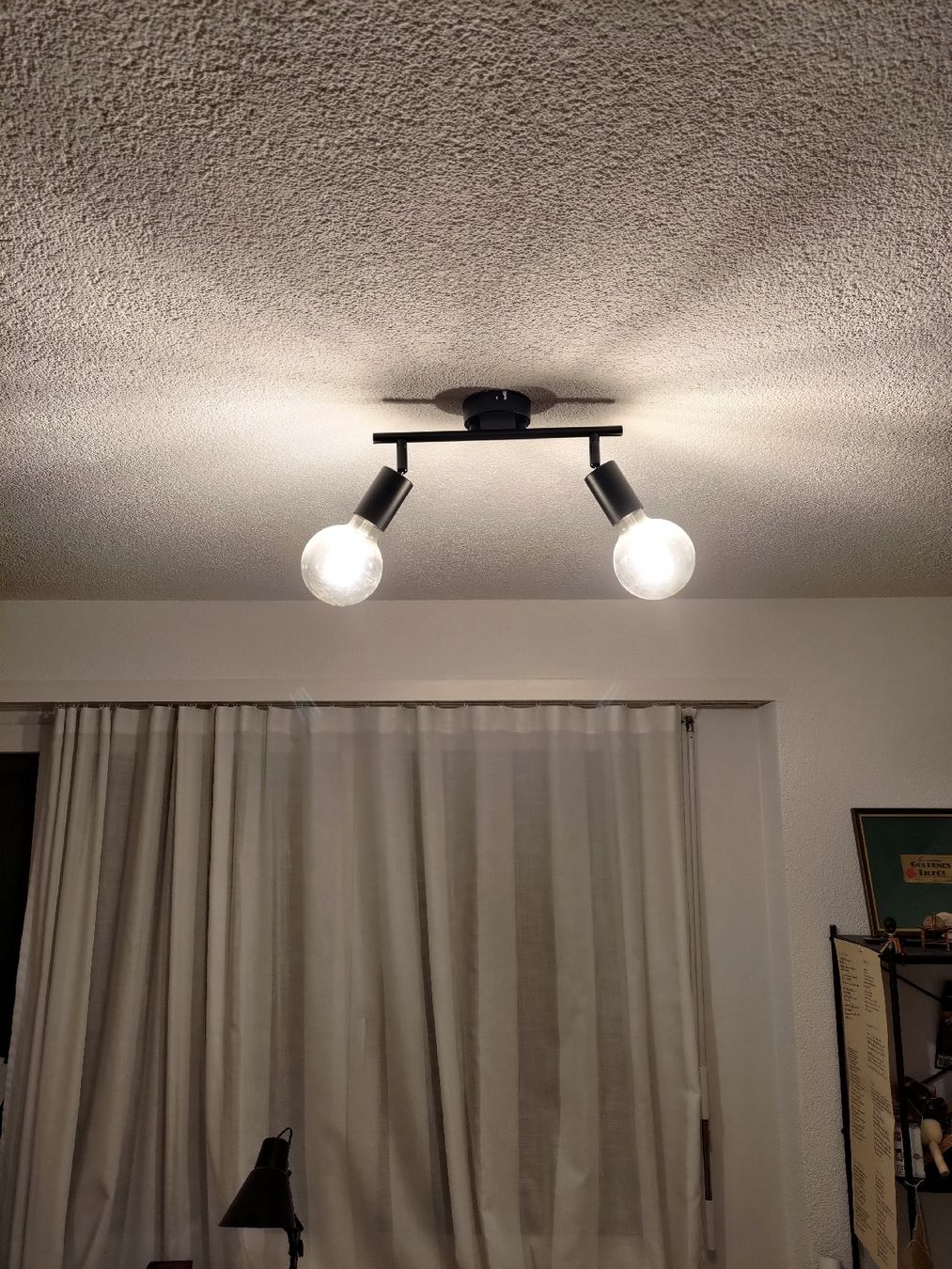 Lampadari & plafoniere: schwarze Lampe mit 2 Glühbirnen – Nuovo (secondo la descrizione) da St. Gallen venduto da zwybler 1