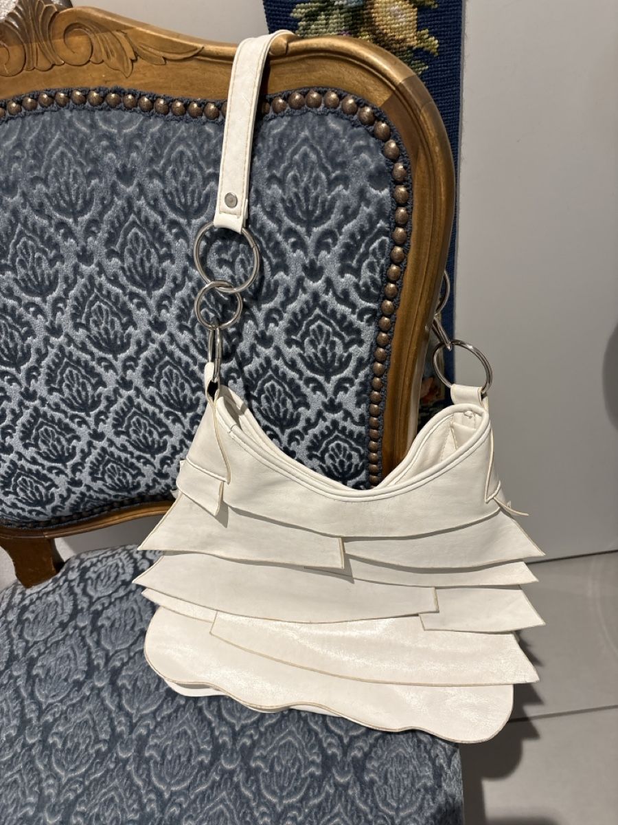 Sacs femmes: Tasche weiss WUNDERSCHÖN  – D'occasion à Bellinzona par ModaLugano 2