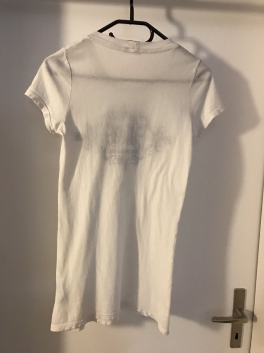 Juicy Couture T-shirts: Juicy Couture Tshirt – D'occasion à Niederuzwil par nic_qjk5 1