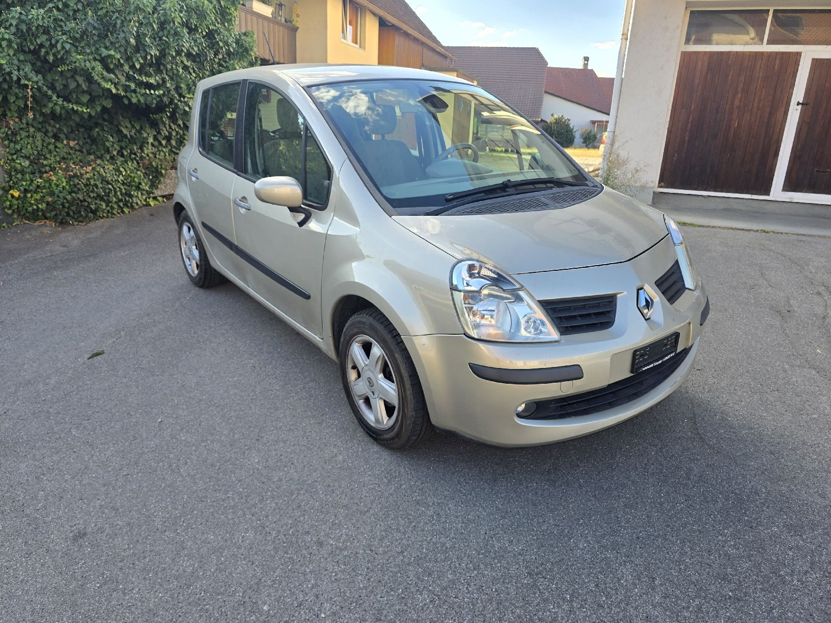 Renault Automobili: Renault Modus 1.4 16V  mit mfk 27.7 26 – Usato da Aarberg venduto da 2002stefan 4
