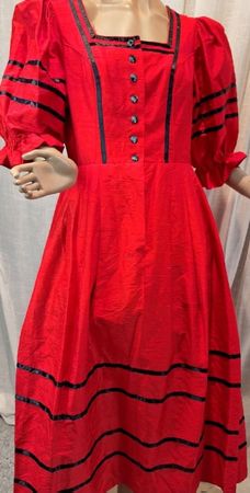 Dirndl Kleid Sissy by Isola Seidenkleid Gr. 44 NEU