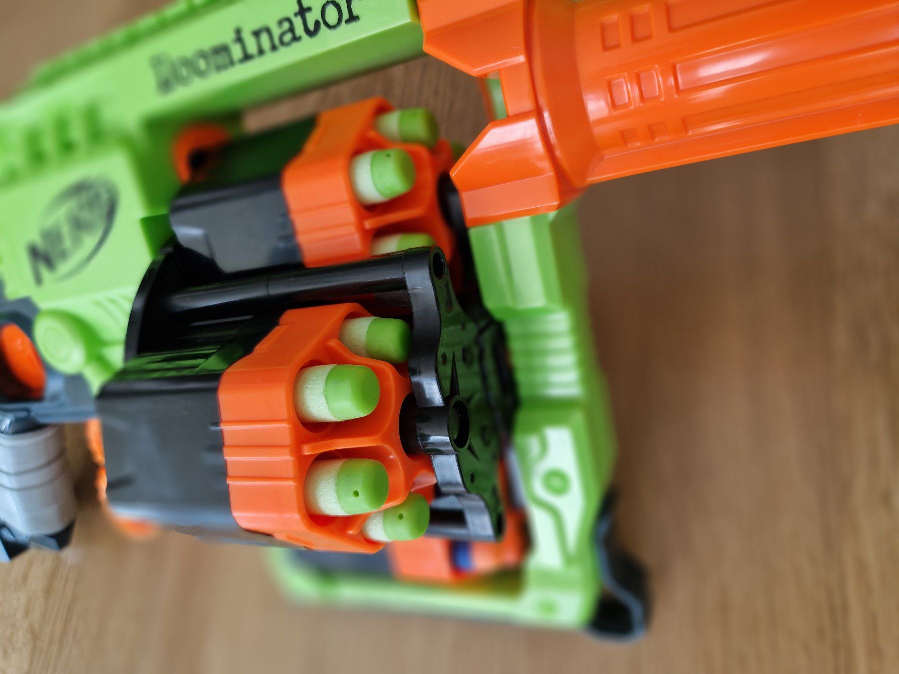 Nerf Giocattoli: Nerf Modulus Tri-Strike + Zombie Strike Doominator – Usato da Baden venduto da Bib3 5