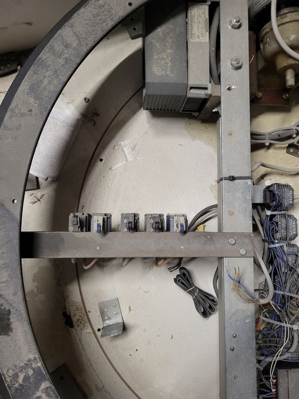 Siemens Sistema di controllo: Drehsystem mit Steuerung Siemens – Difettoso da Brunnen venduto da Burger_king 1