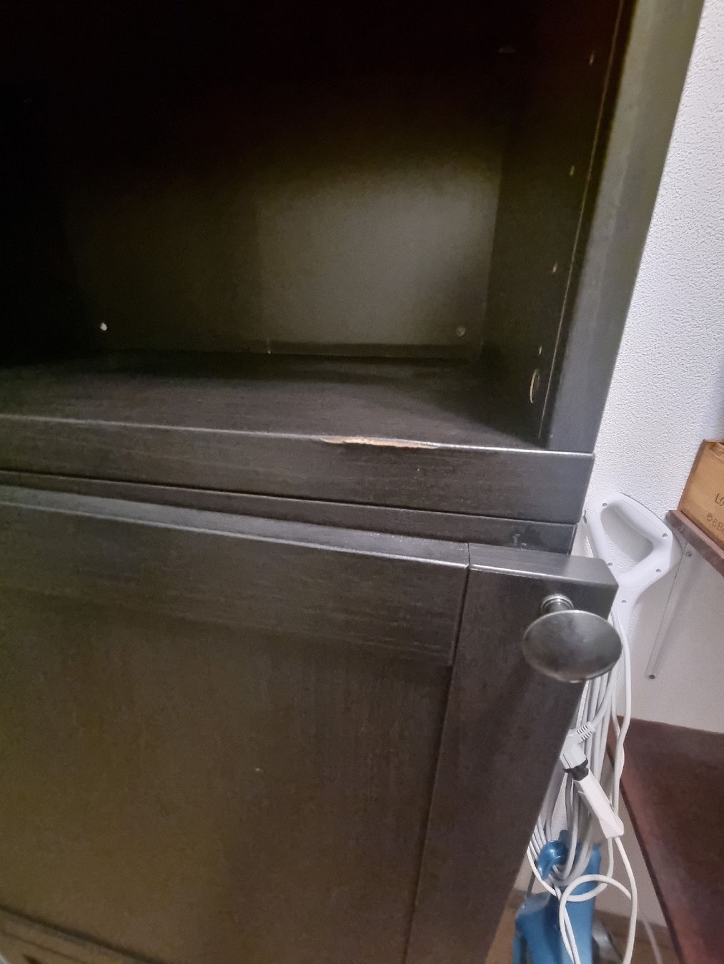 Ikea Scaffali: Ikea Cabinet - 2 available – Usato da Le Locle venduto da vri_c59x 2