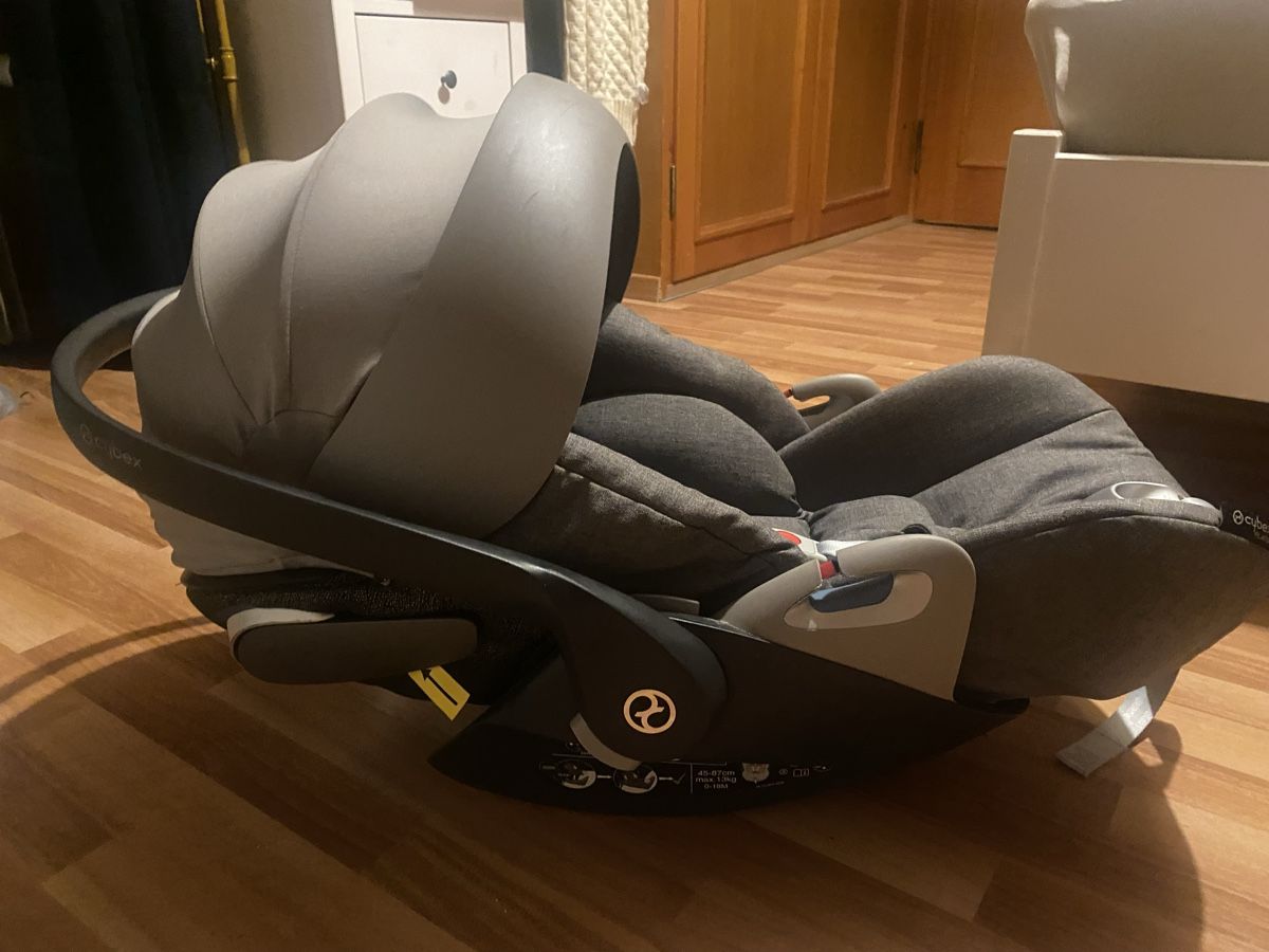 Cybex Auto-Kindersitze: Kinder-autositz Cybex Cloud Z i-size – Gebraucht aus Churwalden von Dovicovicka