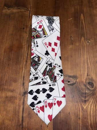 Cravate jeux de carte