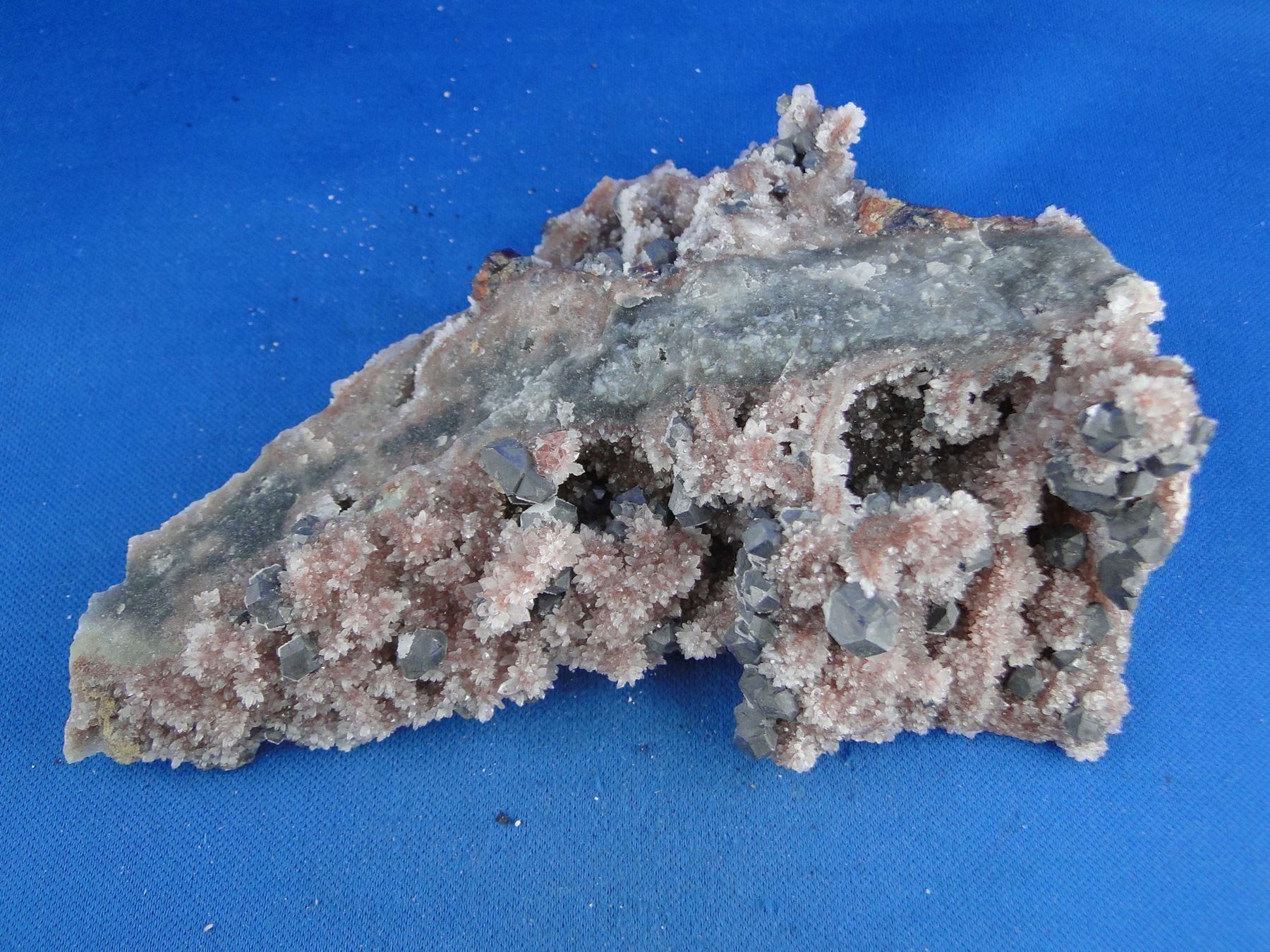 Minerali & Pietre curative: Galena auf Drusenquarz – Usato da Schinznach Bad venduto da Demerald 6