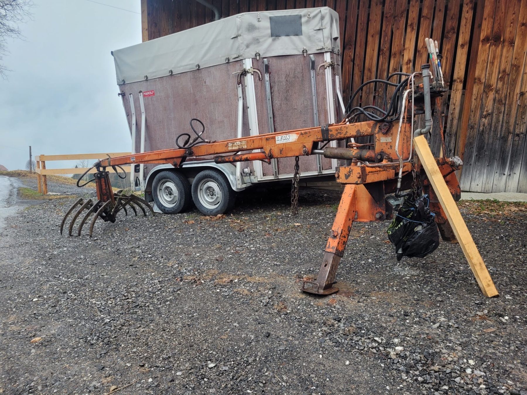 Grues: Mistkran Leon – D'occasion à Sigriswil par ck56