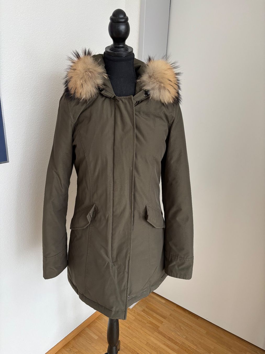 Woolrich Mäntel: Woolrich Arctic Parka, Grösse S, olivgrün – Gebraucht aus Zürich von GGMZ