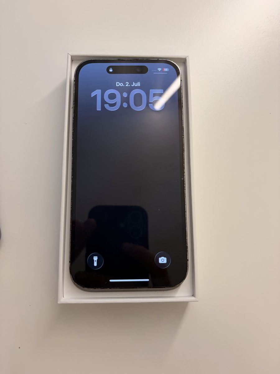 Apple Portables: iPhone 14 Pro – D'occasion à Baar par Luna1908