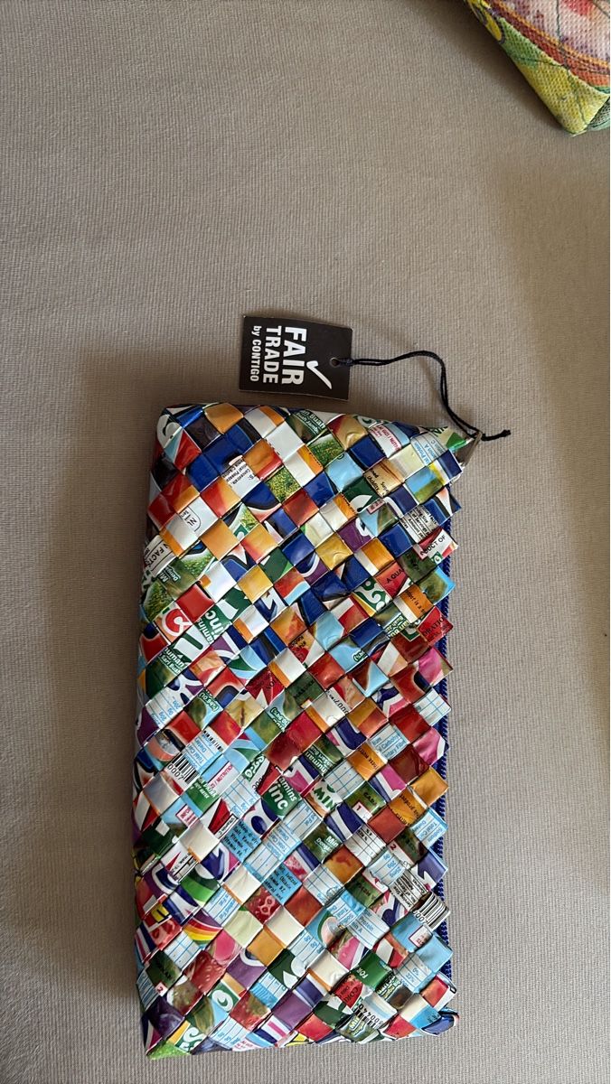 Custodie per cosmetici: Upcycling Necessaire bunt von contigo – Nuovo (secondo la descrizione) da Winterthur venduto da Teflonbrauer