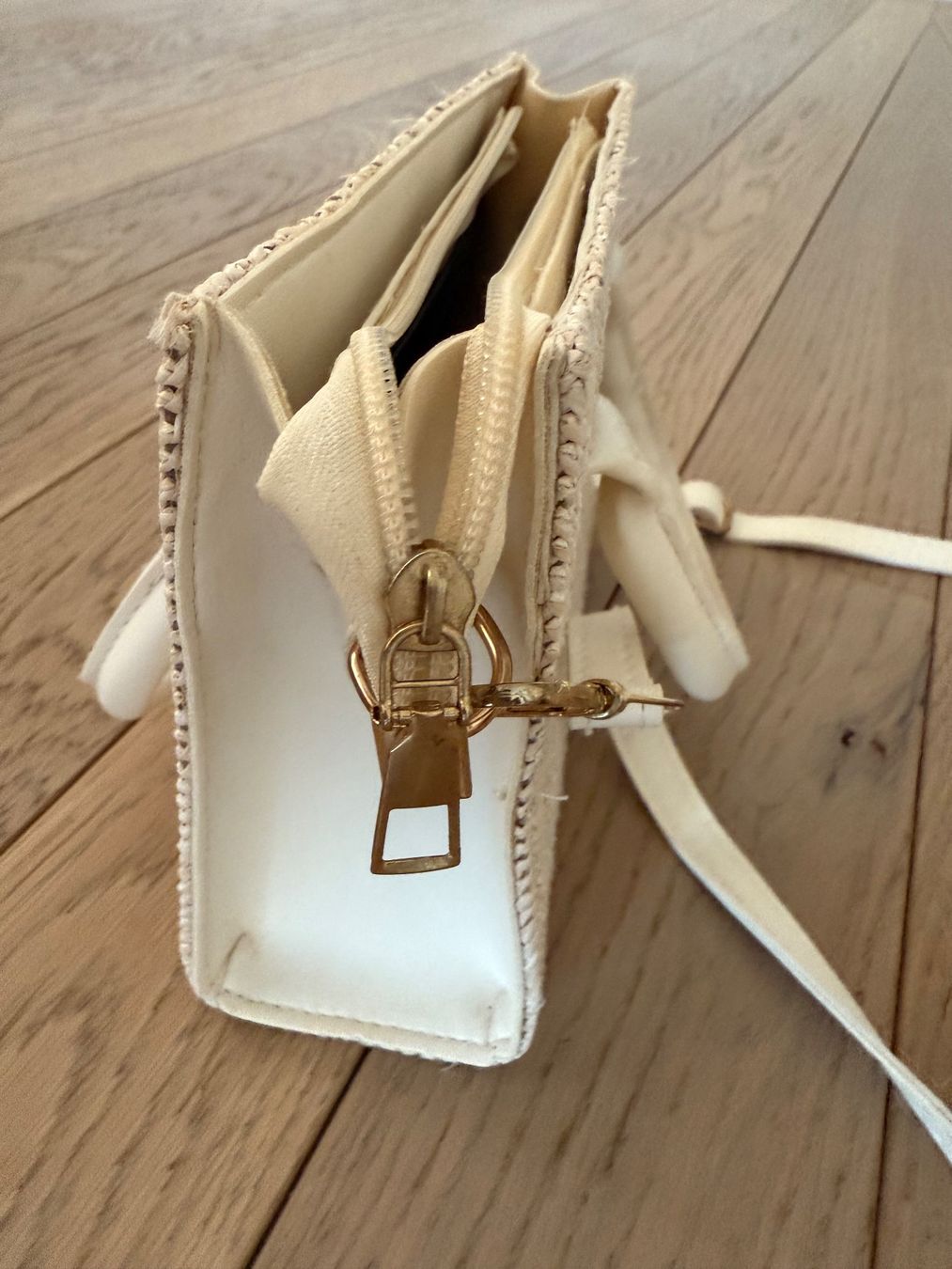 Taschen für Damen: Umhängetasche – Neu (gemäss Beschreibung) aus Wiesendangen von gefion99 4