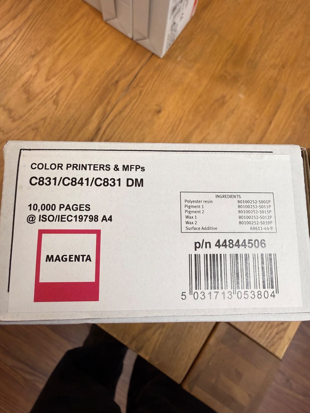 Oki Cartucce per stampanti & toner: Oki Toner Magenta p/n 44844506 C831/C841 – Nuovo e nell'imballaggio originale da Wil SG venduto da gianon 1