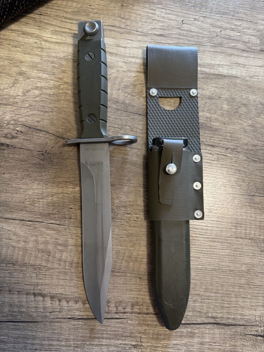 Schweizer Armee Armi bianche: Bajonett victorinox Stgw 90 – Usato da Lausanne venduto da Erion2015 1