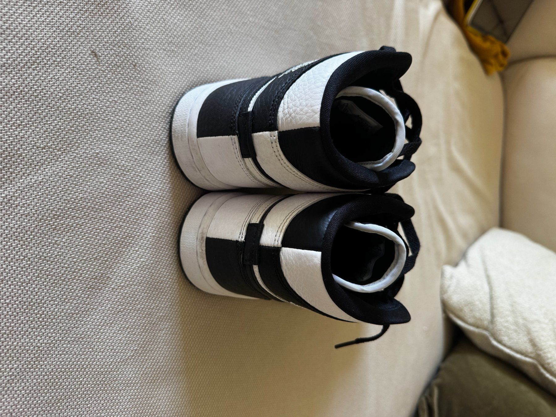 Jordan Scarpe da donna: Jordan 1 Mid Split, Grösse EU 37.5 – Usato da Zürich venduto da miy_l9tw 2