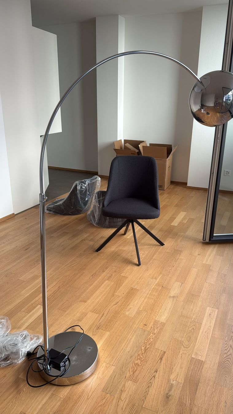 Lampen: Modern Chrome Arc Floor Lamp – Gebraucht aus Basel von gul_b99z