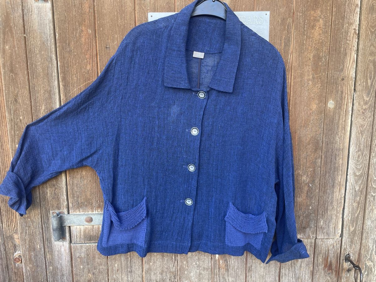 Camicette: Bluse blau  – Usato da Wildensbuch venduto da Mangosteen7 1
