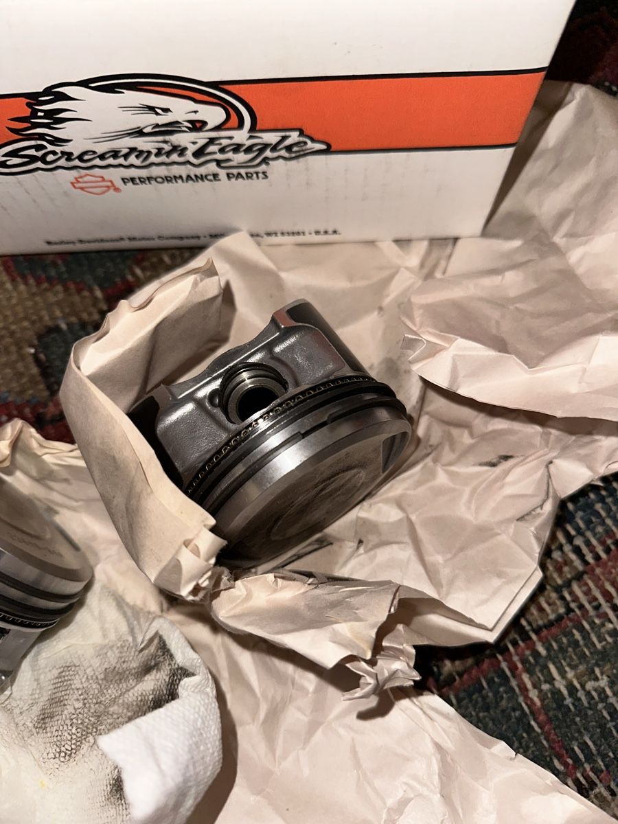 Harley-Davidson Tutti i ricambio per moto: Harley Davidson OEM Sportster 883 - Piston Kit – Nuovo (secondo la descrizione) da Unteraegeri venduto da weber588 5