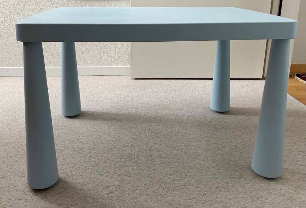 Set IKEA Mammut Kindertisch + 2 Stühle Kaufen auf Ricardo
