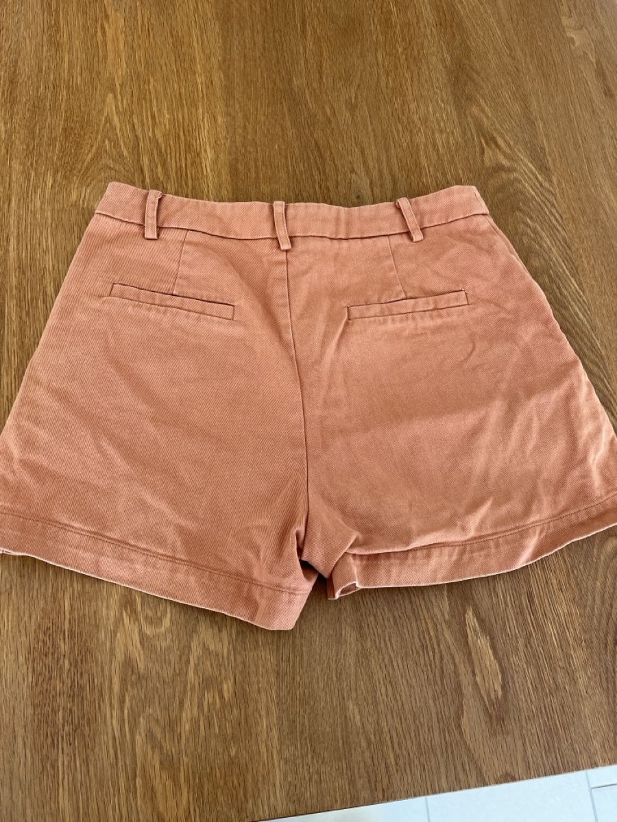 Pantaloni: Charlior orange shorts – Usato da Liestal venduto da Parsons_store 2