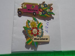 2 ver. Schöne Reiter Blumen Pins (L816)