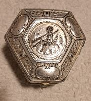 Antike Schmuckdose / Pillendose aus Silber, Vintage Rarität