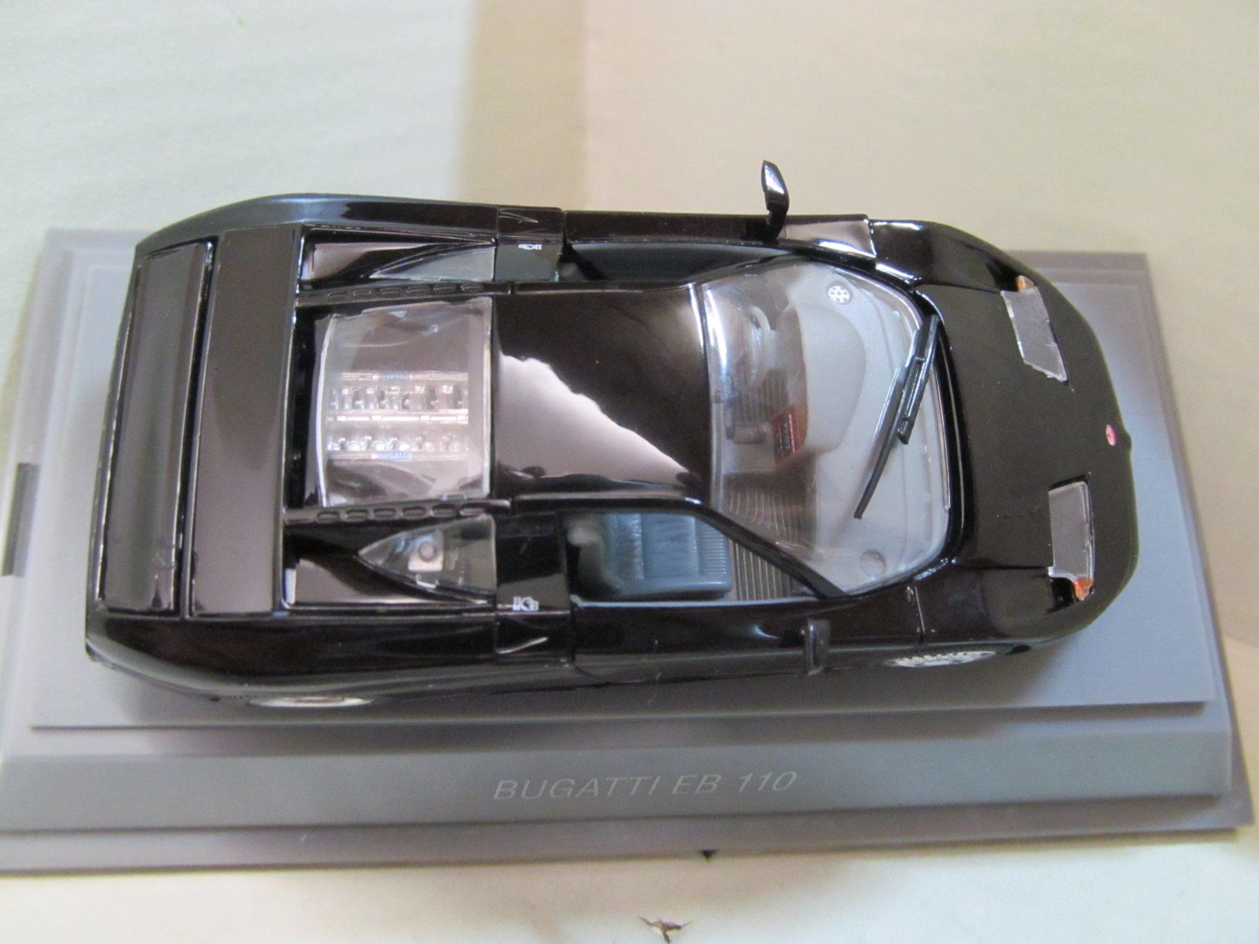 Bugatti Modellautos: BUGATTI  EB 110  REVEL  1:43    SCHWARZ – Neu und originalverpackt aus Grueningen von malamut56 2